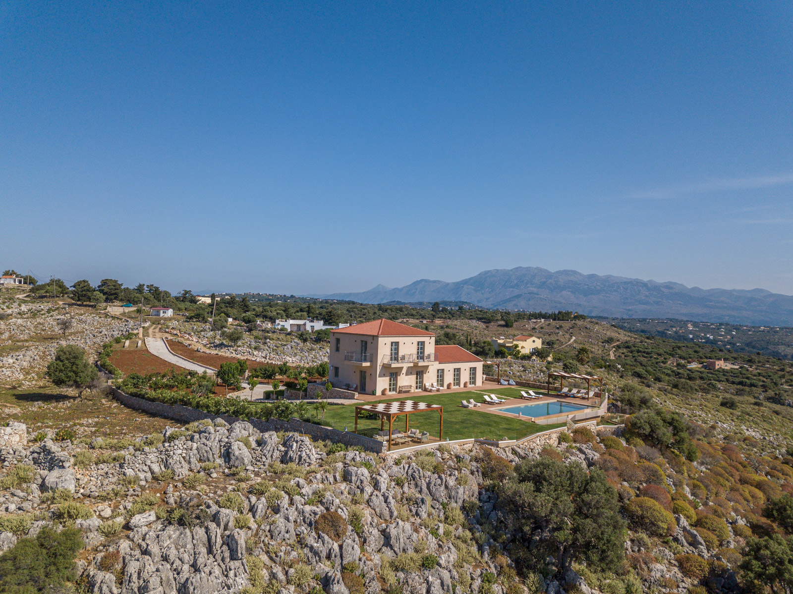 Aquila Villa, photograph 10