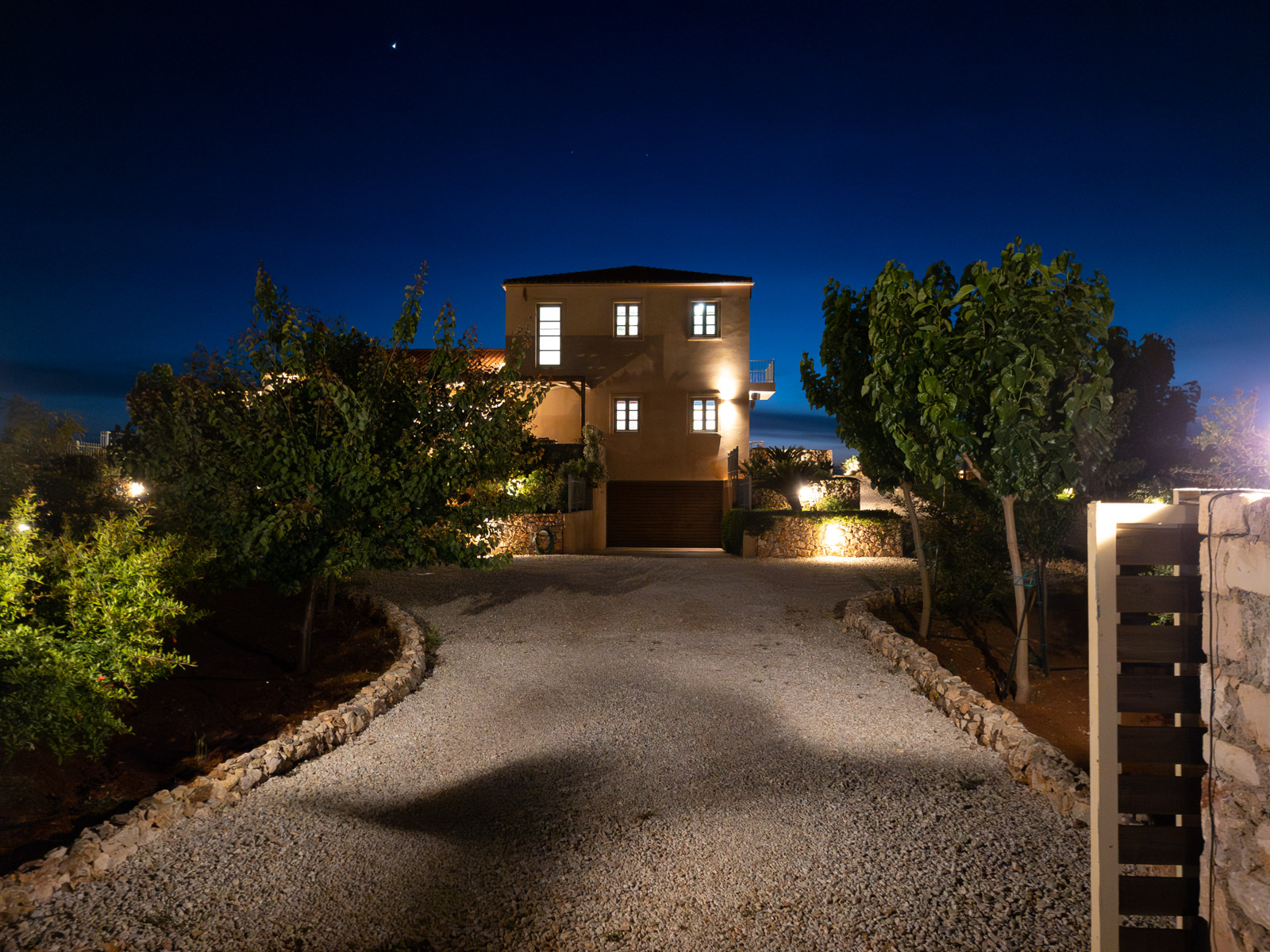 Aquila Villa, photograph 16