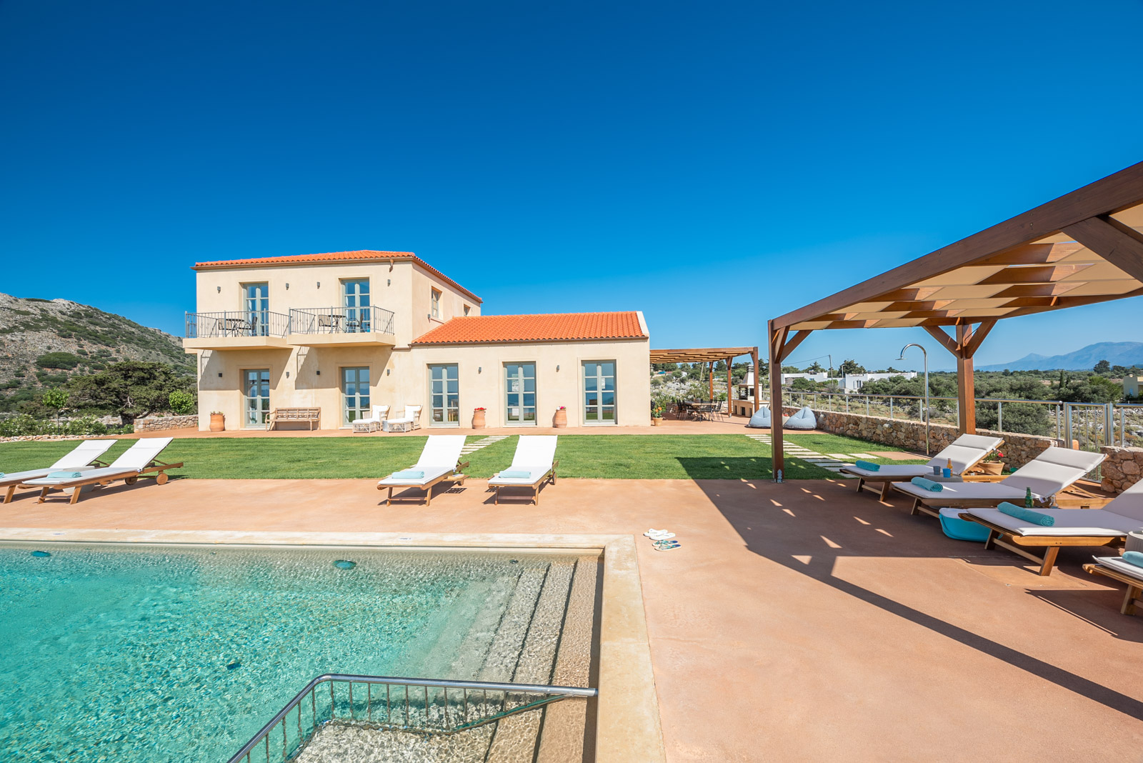 Aquila Villa, photograph 39