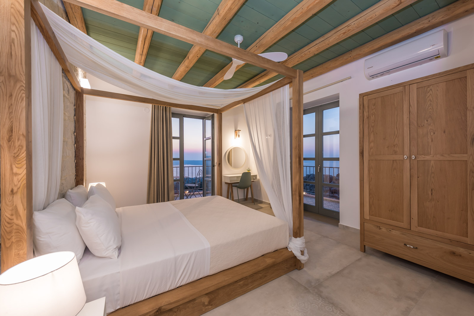 Aquila Villa, photograph 72