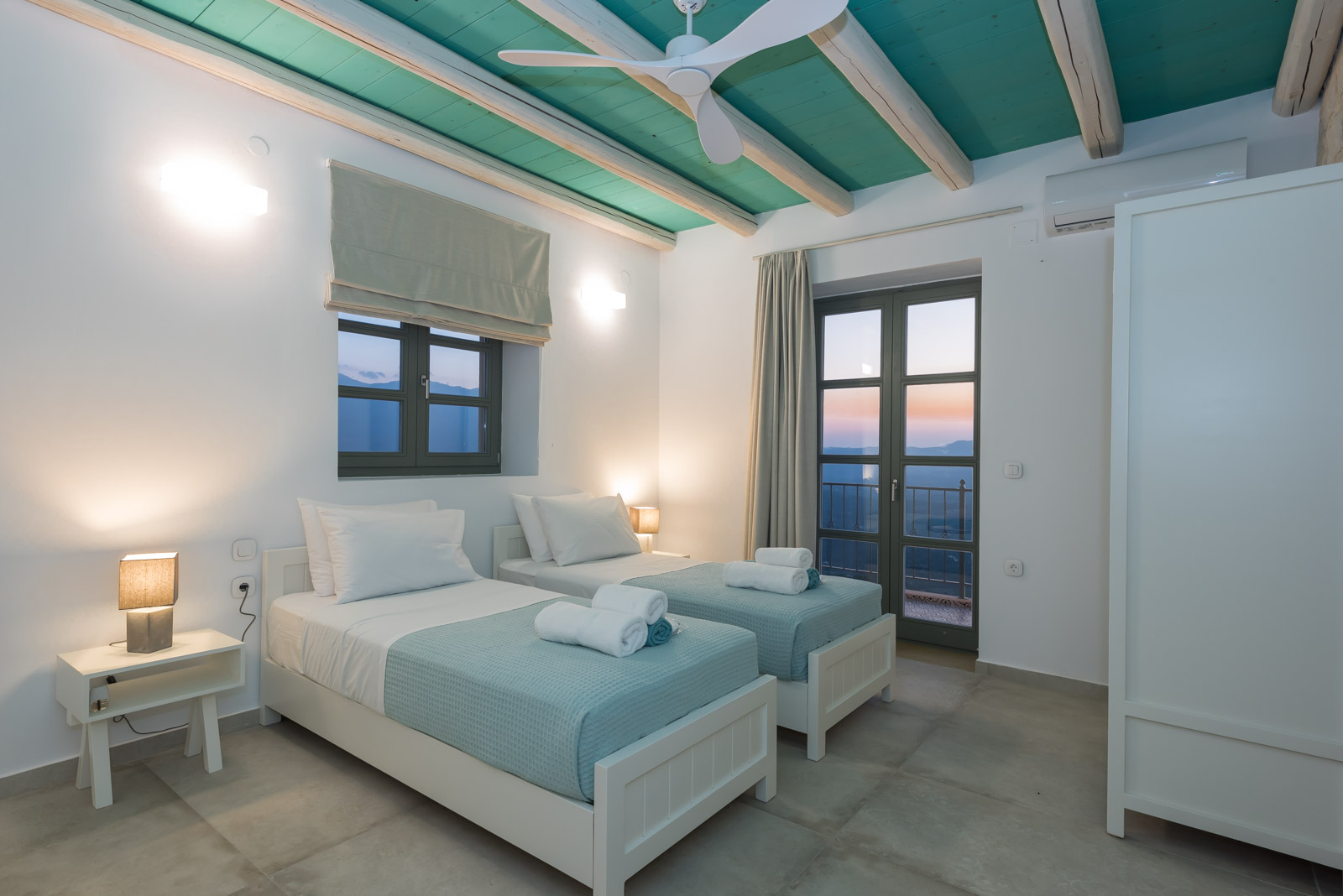 Aquila Villa, photograph 79