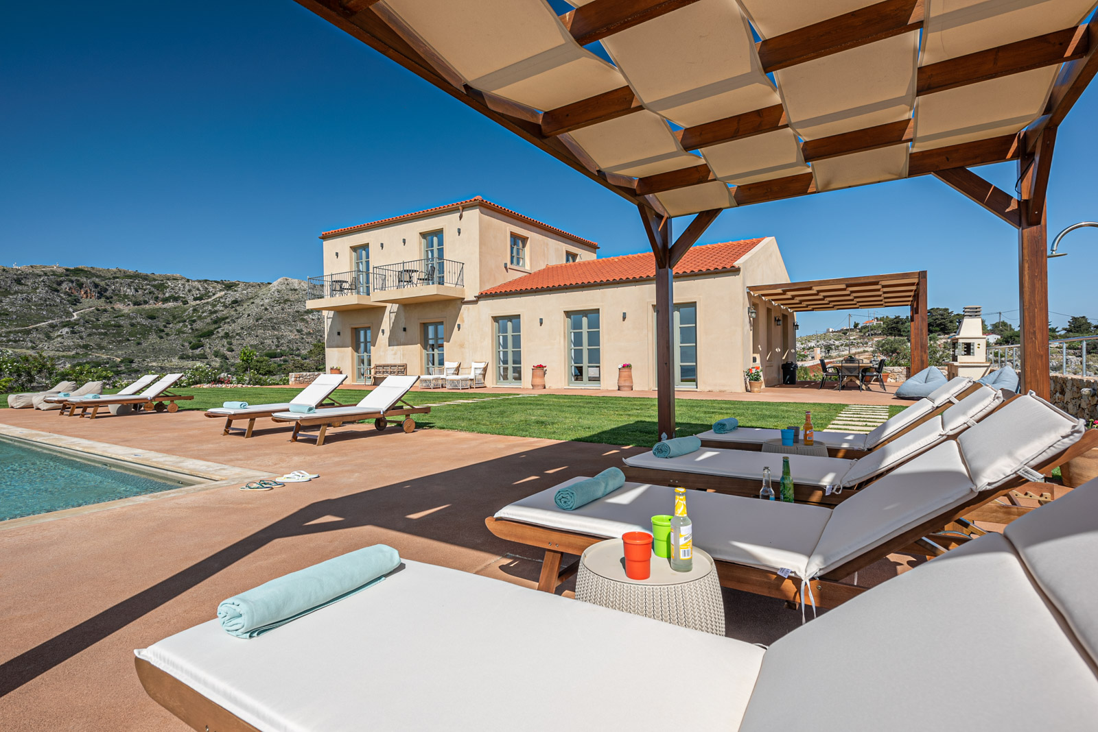 Aquila Villa, photograph 9